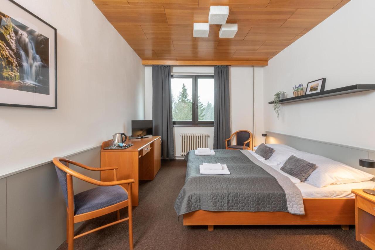 Wellness Hotel Sedy Vlk Гаррахов Экстерьер фото