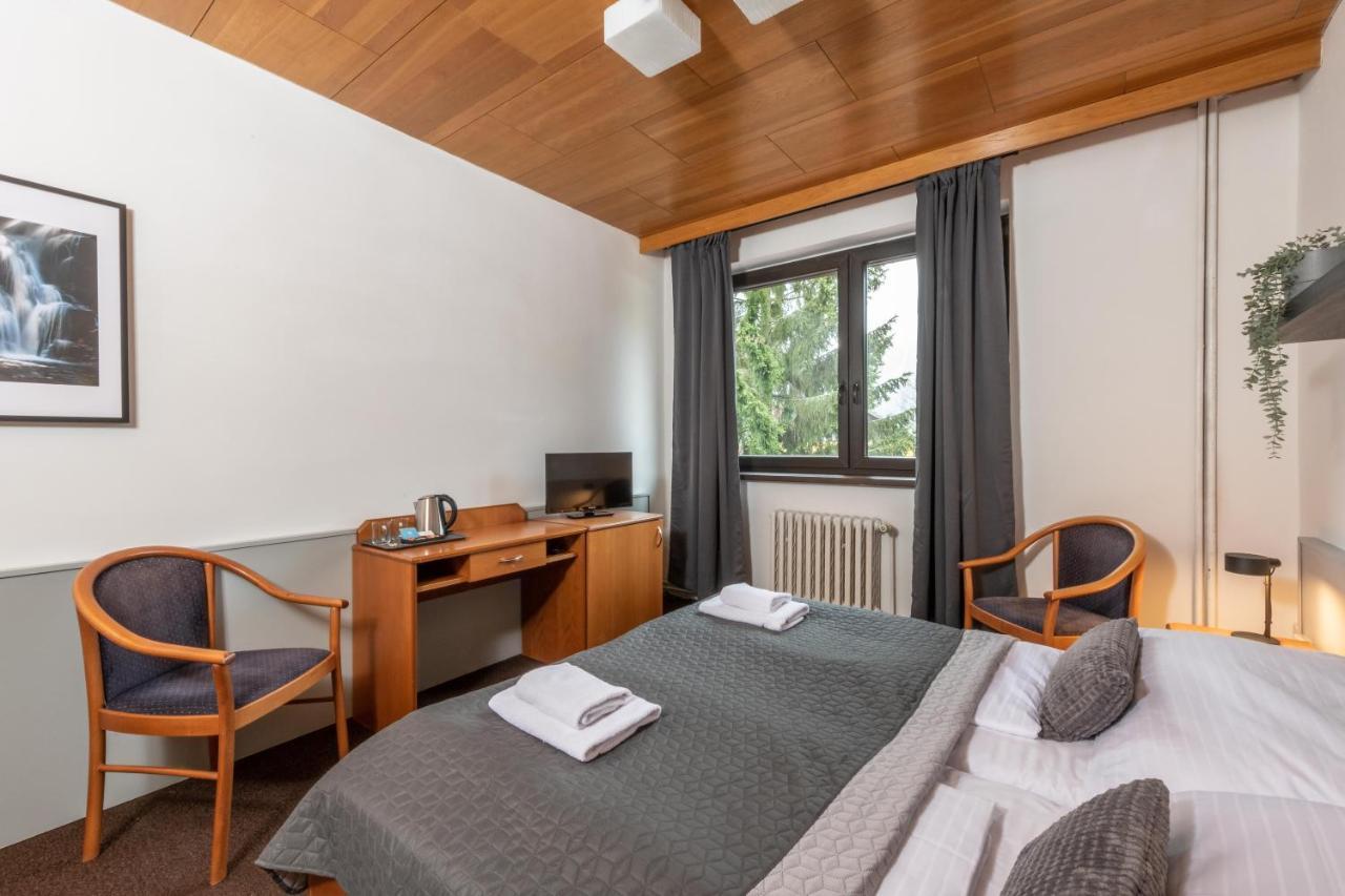 Wellness Hotel Sedy Vlk Гаррахов Экстерьер фото