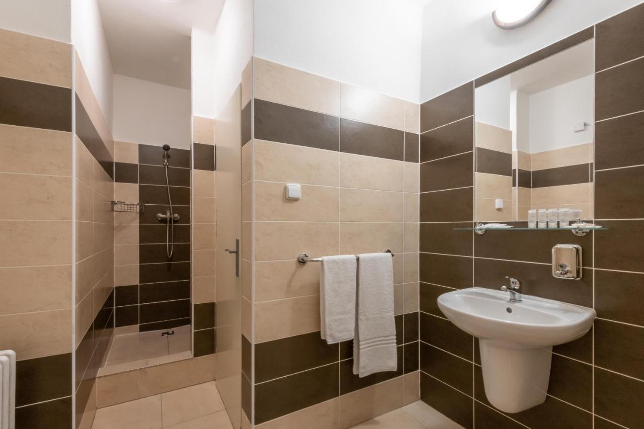 Wellness Hotel Sedy Vlk Гаррахов Экстерьер фото